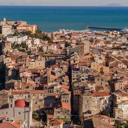 Torrione San Giovanni II 泰拉奇纳 外观 照片