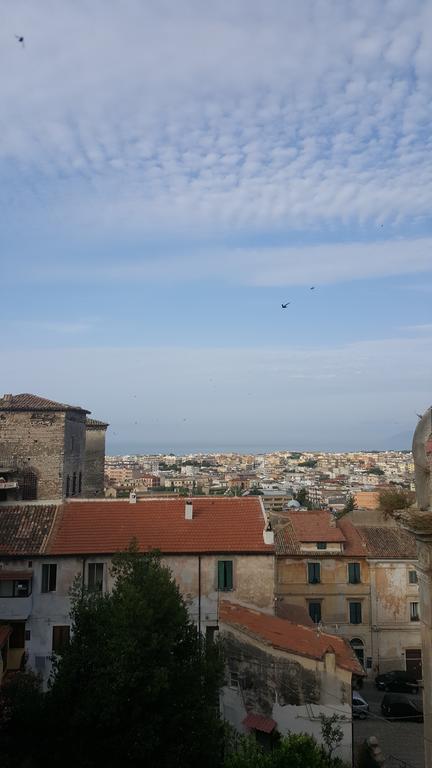 Torrione San Giovanni II 泰拉奇纳 外观 照片